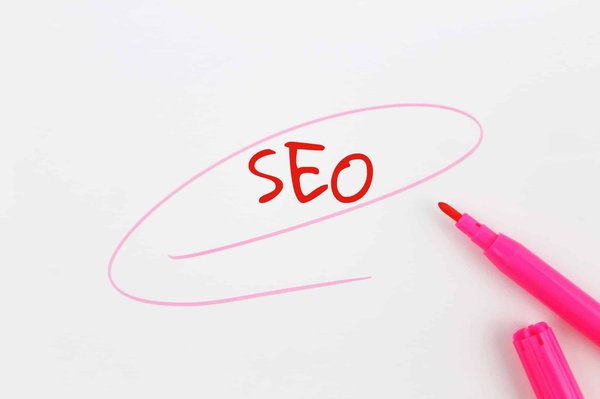 "Comment créer un contenu SEO-friendly attirant plus de trafic ?