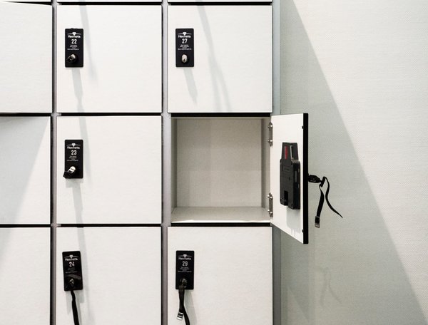 Comment utiliser un locker à Paris Saint Lazare?